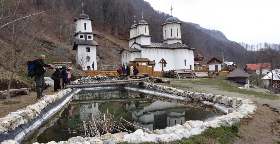 Sfânta Mănăstire Pătrunsa